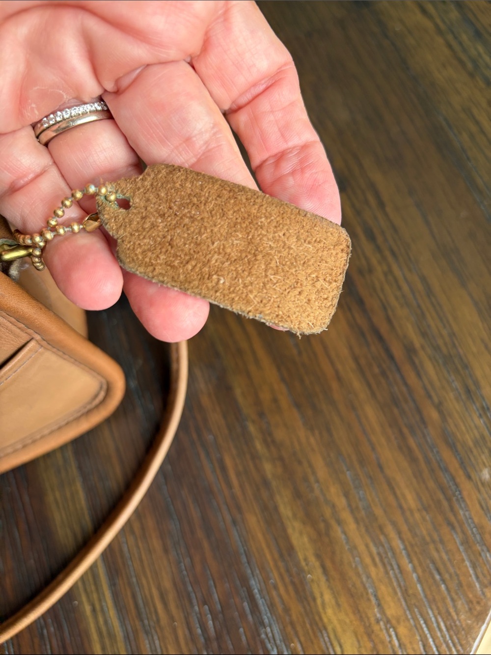 Vintage 1980’s Coach Pocket Purse British Tan Leather W/Original Hangtag! - Picture 10 of 10